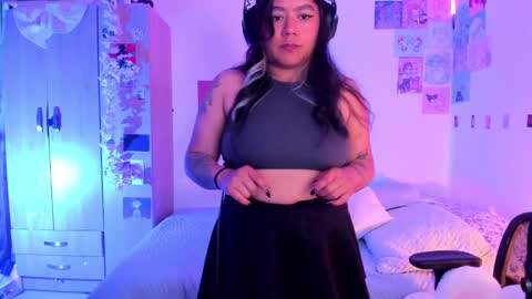 Stephanie  online show from 26, 2, 2025