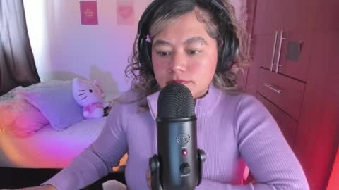 Stephanie  online show from 8, 9, 2025