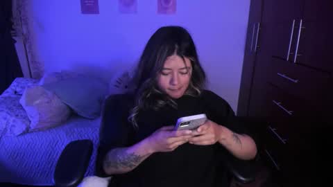 Stephanie  online show from 2, 11, 2025