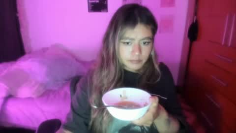 Stephanie  online show from 21, 4, 2026