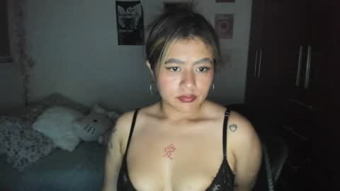 Stephanie  online show from 28, 4, 2026