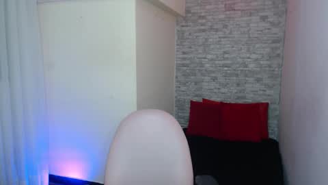 stephany_rodriguez_ online show from 13, 10, 2025