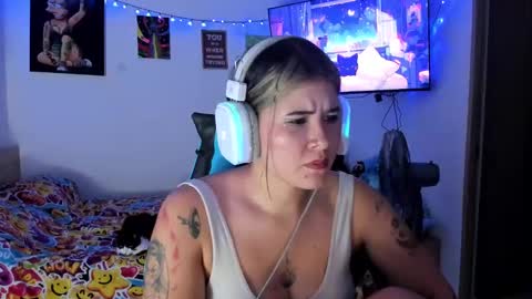 Stephany  independient model  online show from 26, 1, 2025