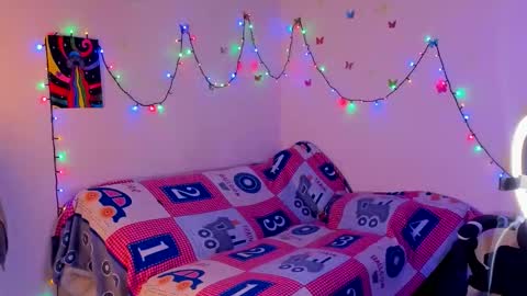 Snapshot of stephany_uwu chatting on 4, 12, 2025 Stephany independient model online show from 4, 12, 2025