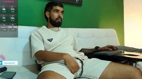 Snapshot of stephenbrown_ chatting on 22, 9, 2025 ................ online show from 22, 9, 2025