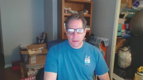 Snapshot of stephenhal9 chatting on 19, 12, 2025 stephenhal9 online show from 19, 12, 2025