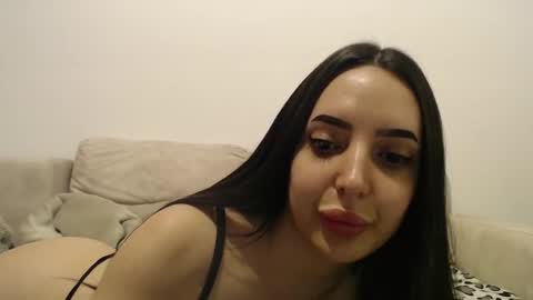 StepMommy19 online show from 3, 3, 2026