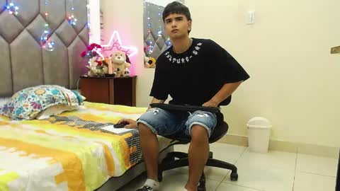 Steve Hotman  online show from 23, 4, 2026