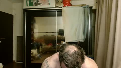 Snapshot of stevebulkzor chatting on 20, 12, 2025 Steve Oakenshield son of John son of Vasyl online show from 20, 12, 2025