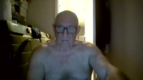 Snapshot of stevejons47 chatting on 14, 3, 2026 stevejons47 online show from 14, 3, 2026