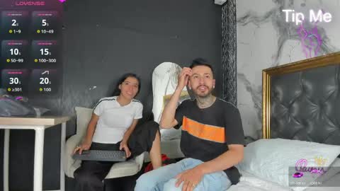 stevenandlaura_ online show from 26, 4, 2026