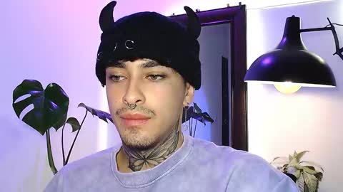 Daniel Steven Navarro online show from 24, 3, 2026