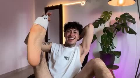 Daniel Steven Navarro online show from 13, 4, 2026