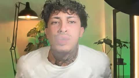 Daniel Steven Navarro online show from 15, 4, 2026