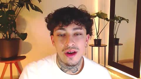 Daniel Steven Navarro online show from 15, 4, 2026