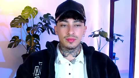 Daniel Steven Navarro online show from 17, 4, 2026