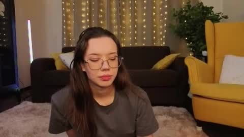 Candy online show from 14, 11, 2025