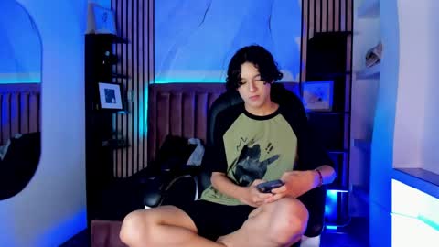 Sthepano  online show from 9, 6, 2026