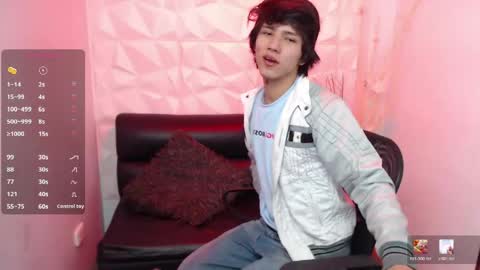Snapshot of stich_23 chatting on 30, 4, 2026 Stich online show from 30, 4, 2026
