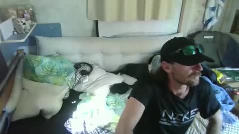 stiff0ne904566 online show from 20, 5, 2026