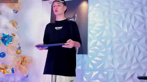 Stiven  brendan online show from 23, 12, 2025