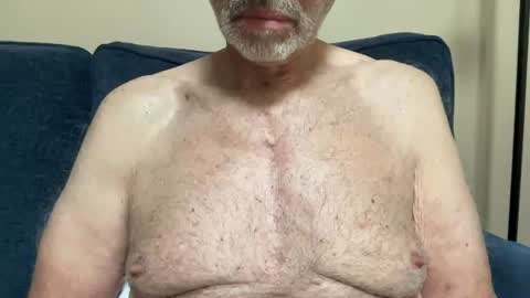 Snapshot of stillbad2 chatting on 5, 7, 2026 Stillbad2 online show from 5, 7, 2026