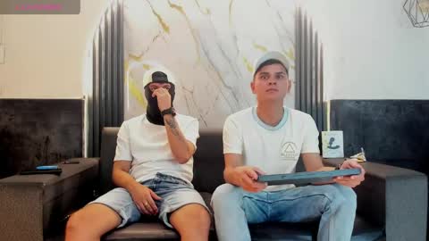 friends online show from 30, 4, 2026