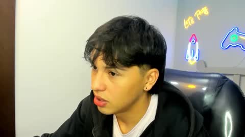 Stiwen online show from 11, 10, 2025