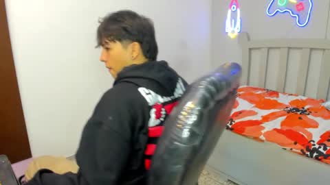 Stiwen online show from 22, 10, 2025