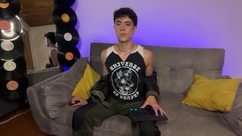 Stolas online show from 12, 2, 2026