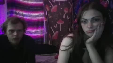 Stonercouple6928 online show from 15, 6, 2026