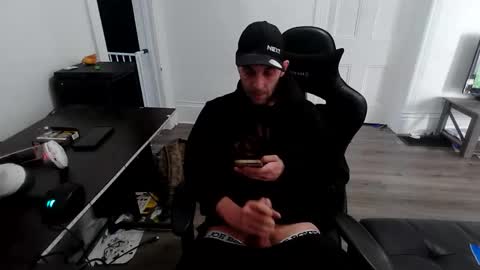 stonedpanda77 online show from 12, 5, 2026