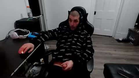 stonedpanda77 online show from 16, 5, 2026