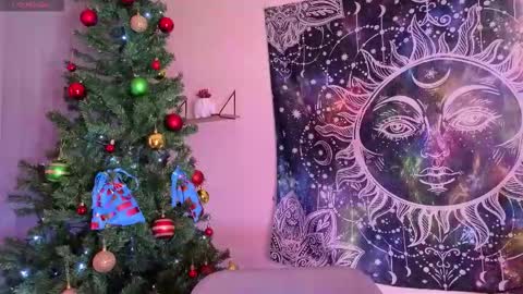 Liz online show from 21, 12, 2025