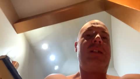 Stoodley22 online show from 7, 10, 2025