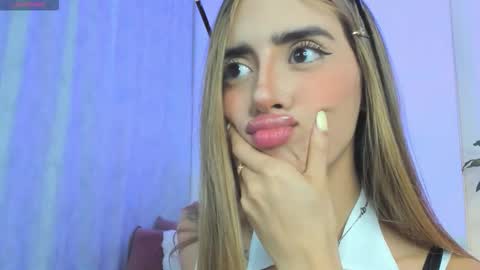 Snapshot of stormirusso chatting on 1, 10, 2025 Mar online show from 1, 10, 2025