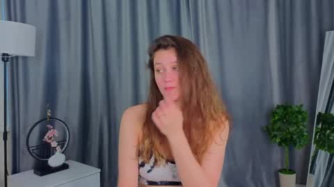Snapshot of stormymuse chatting on 8, 5, 2026 Luna online show from 8, 5, 2026