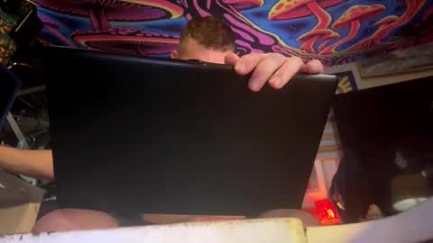 Str8 online show from 18, 4, 2026