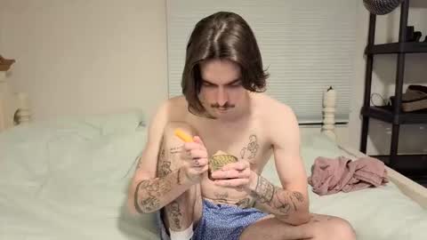 str8whiteboy21 online show from 13, 3, 2026