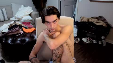 str8whiteboy21 online show from 5, 6, 2026