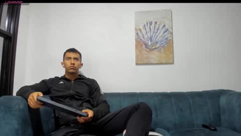 straight__friends online show from 7, 11, 2025