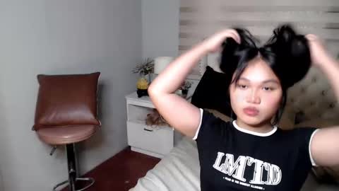 Snapshot of straight_moreno69 chatting on 15, 4, 2026 James online show from 15, 4, 2026