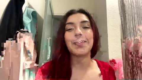 Snapshot of straightoutthetrailer chatting on 30, 12, 2024 lucille beatrice luficer call me lucy online show from 30, 12, 2024