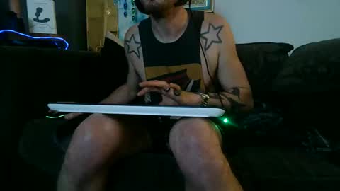 straitpipermann22 online show from 16, 12, 2025