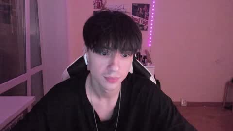 Ray online show from 8, 12, 2024