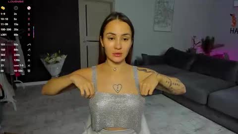 Laura online show from 13, 10, 2025