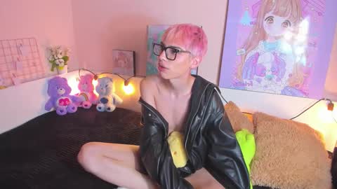 strawberry_kitty_ online show from 5, 11, 2025