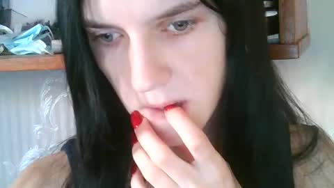 Strawberry Storm online show from 19, 7, 2026