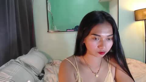 strawberrycakex online show from 12, 3, 2025