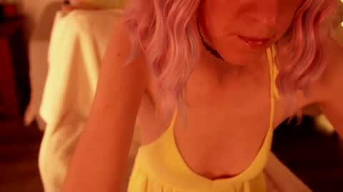 Strawberry Emma online show from 26, 7, 2026